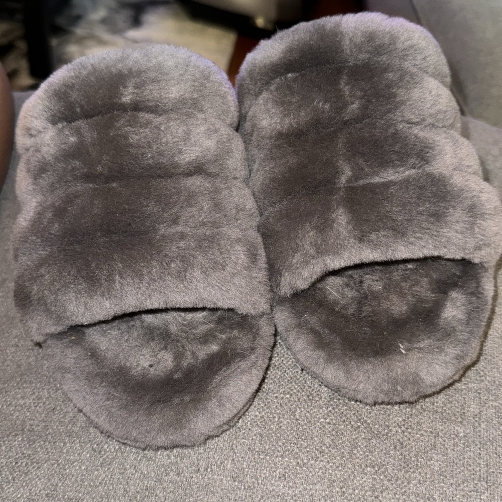 Ugg Fluff Slides Like New Condition - image 2